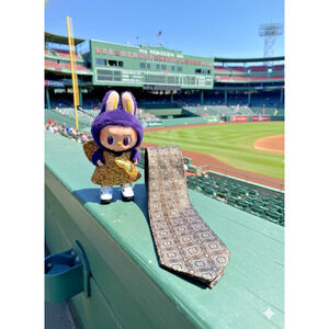 LAZZARETTI COLLECTION Vintage Geometric Handmade Tan/Blk Silk Tie 60 1/4" x 3"